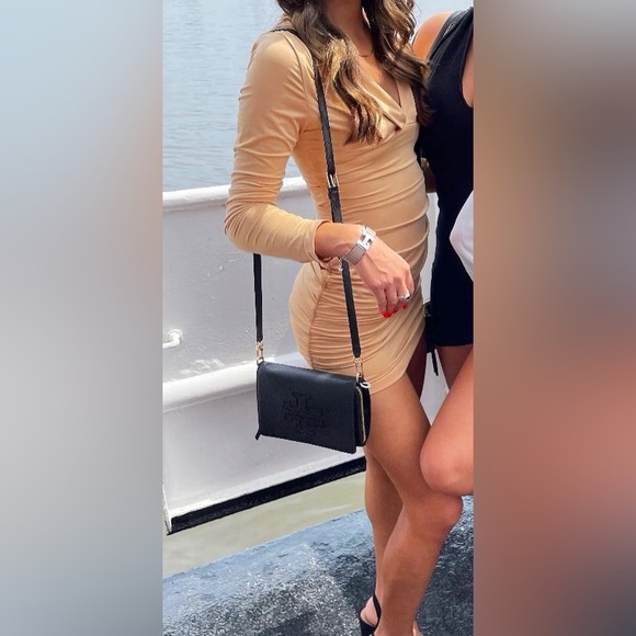 Amazon Long Sleeve V Neck Ruched Bodycon Cocktail Party Mini Dress - Picture 4 of 5